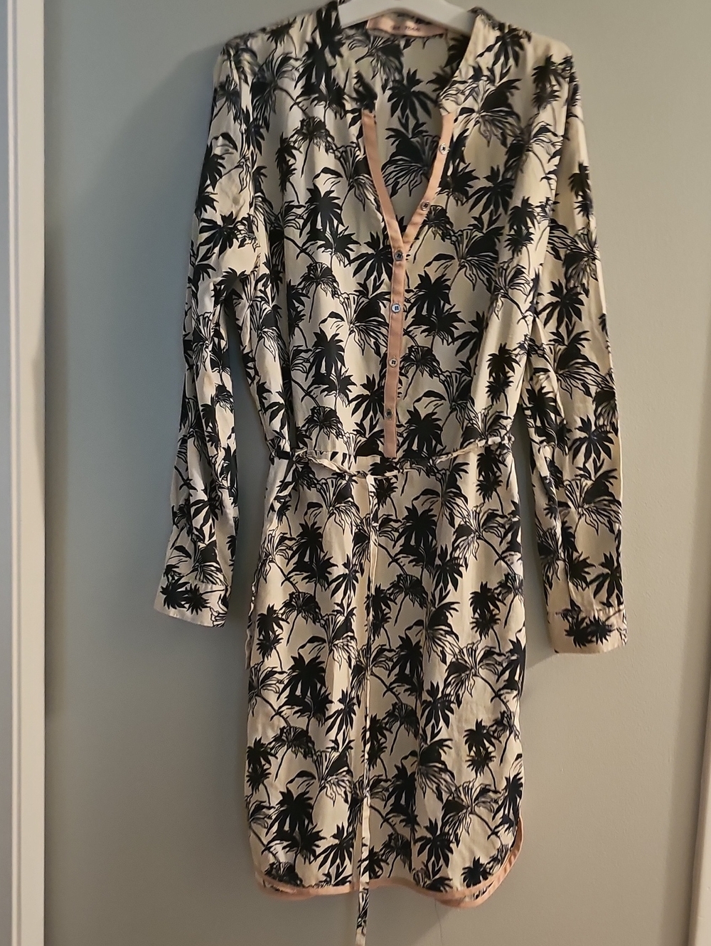 Danish Long-Sleeve Palm Print Shirt Dress in Cream and Black, 100% Cotton